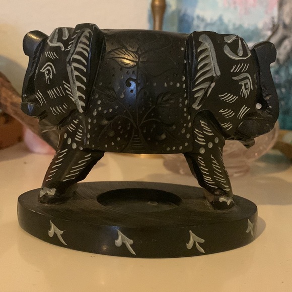 Handmade elephant candle holder - Picture 2 of 5